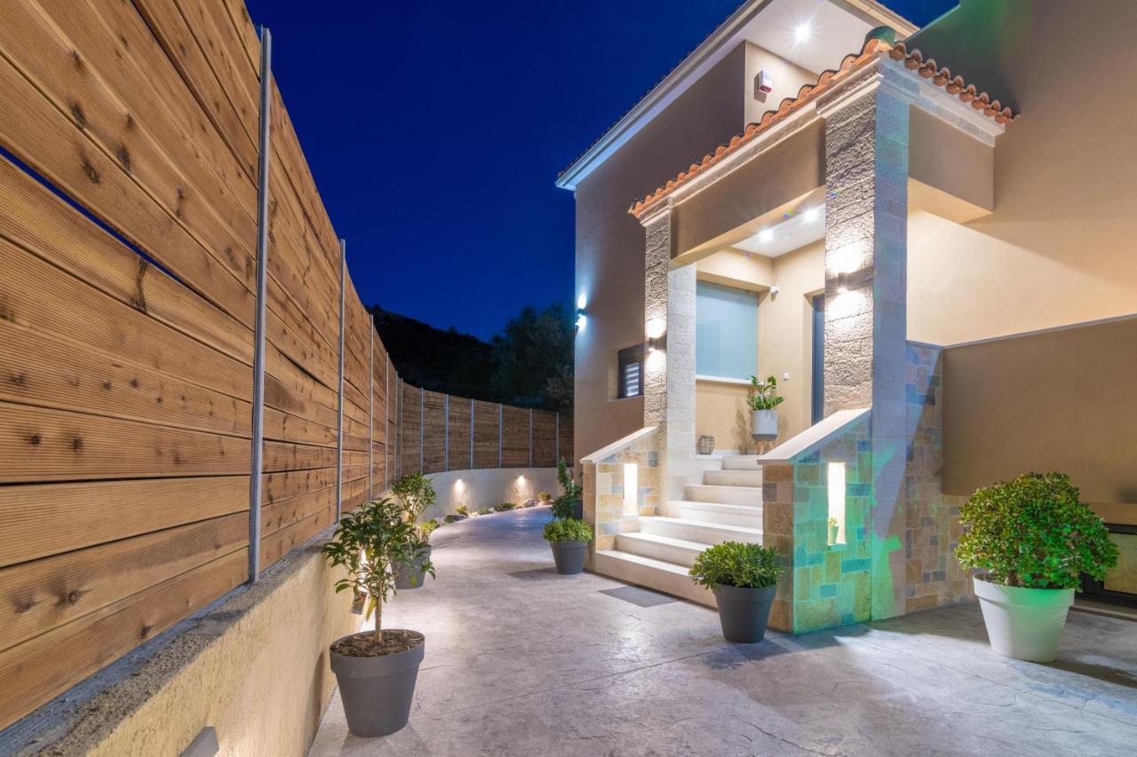 Romanza II Luxury Villa Kalamákion Buitenkant foto